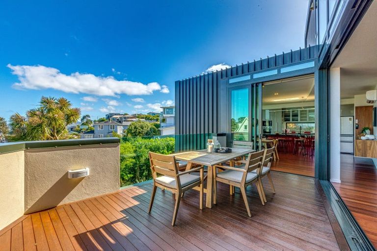 Photo of property in 24d Mandalay Terrace, Khandallah, Wellington, 6035