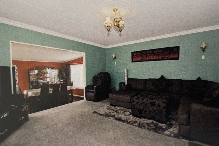 Photo of property in 114 Wainuiomata Road, Wainuiomata, Lower Hutt, 5014