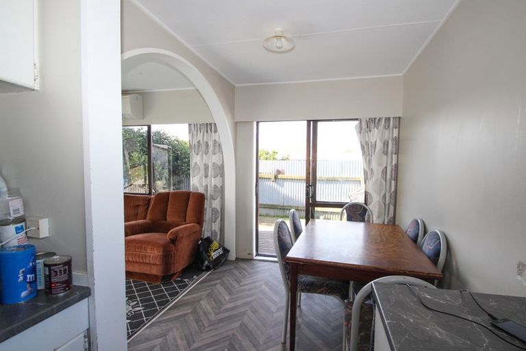 Photo of property in 5b Kilkee Terrace, Flaxmere, Hastings, 4120