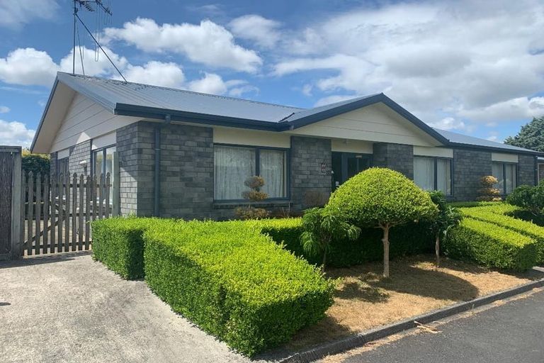 Photo of property in 44 Catalina Drive, Melville, Hamilton, 3206