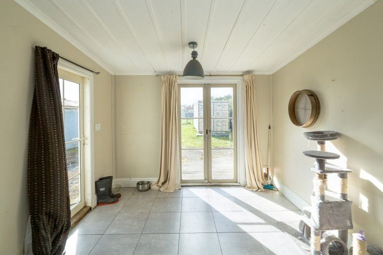 Photo of property in 12 Clifton Avenue, Carterton, 5713