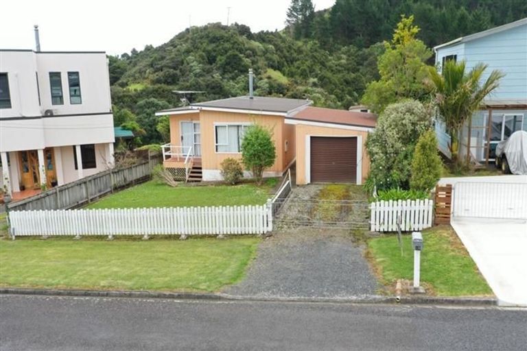 Photo of property in 15 Eames Crescent, Te Mata, Thames, 3575