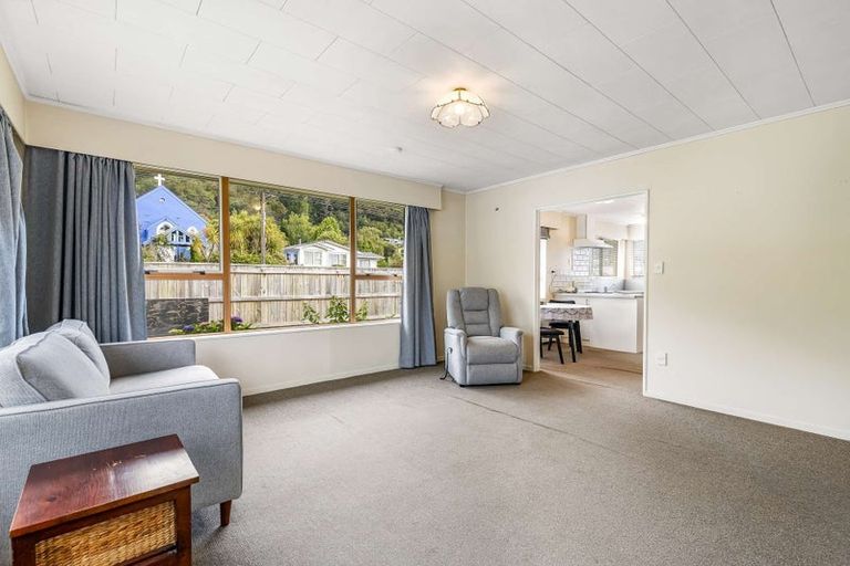 Photo of property in 131a Waikawa Road, Picton, 7220