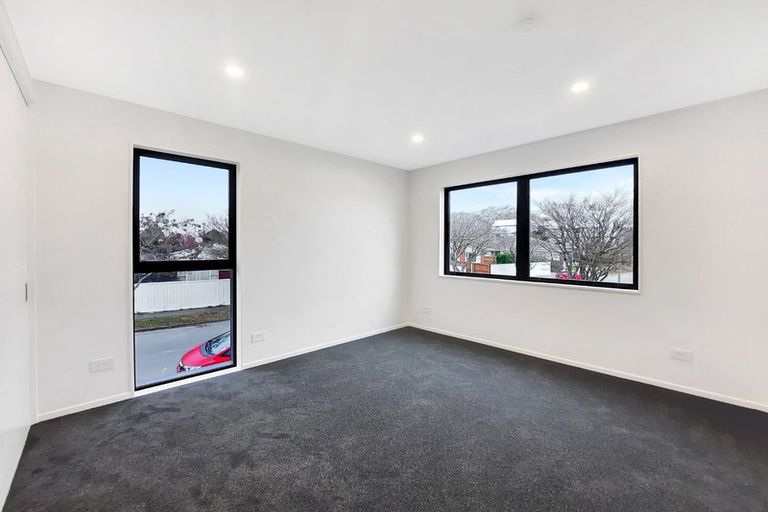 Photo of property in 1/12 Newbridge Place, Ilam, Christchurch, 8041