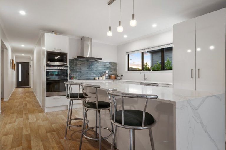 Photo of property in 48 Reel Road, Waihi Beach, 3611