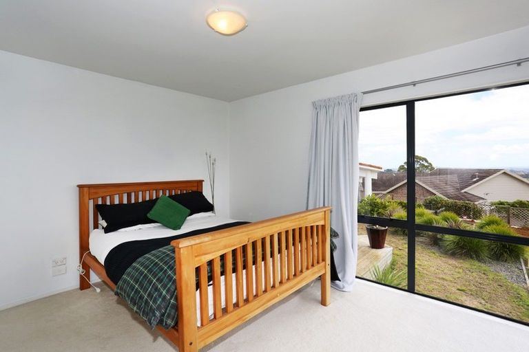 Photo of property in 6b Jayar Heights, Bombay, 2675