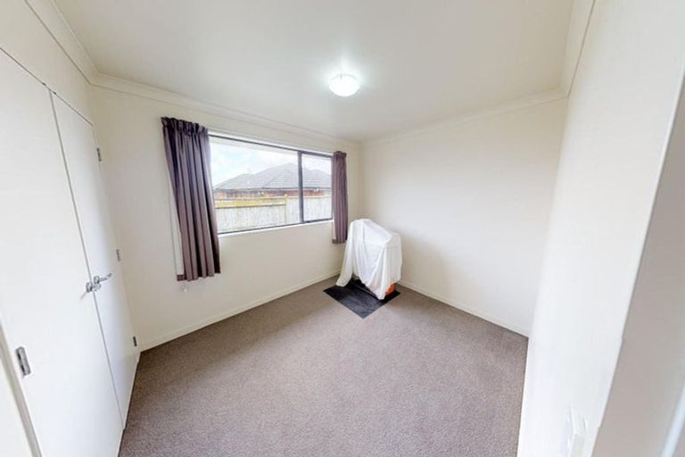 Photo of property in 16 Masefield Terrace, Kelvin Grove, Palmerston North, 4414