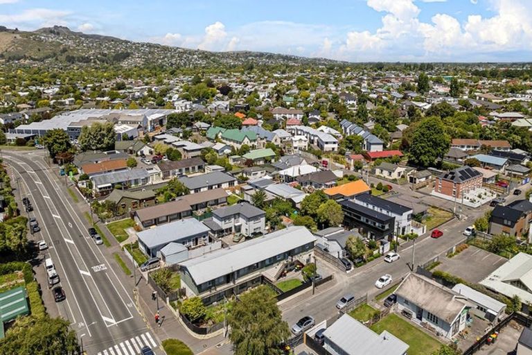 Photo of property in 40 Hargest Crescent, Sydenham, Christchurch, 8023