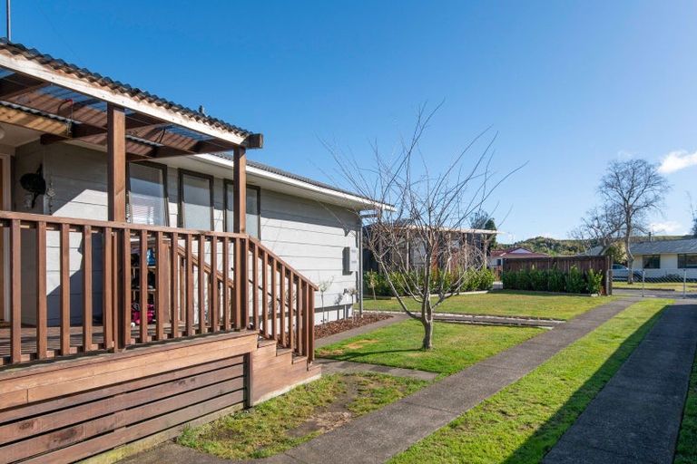 Photo of property in 17 Streamdale Place, Ngongotaha, Rotorua, 3010