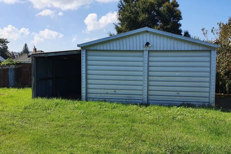 Photo of property in 1 Lyndhurst Street, Awapuni, Gisborne, 4010