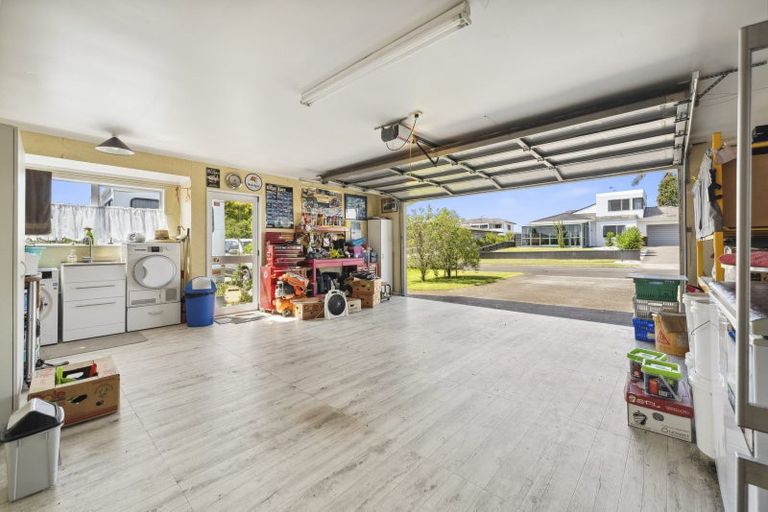 Photo of property in 52 Stephens Place, Hairini, Tauranga, 3112