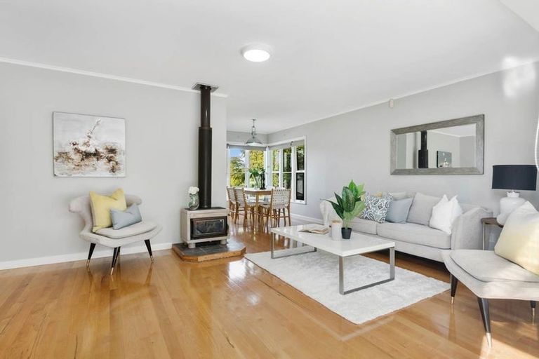 Photo of property in 20a Corunna Road, Milford, Auckland, 0620