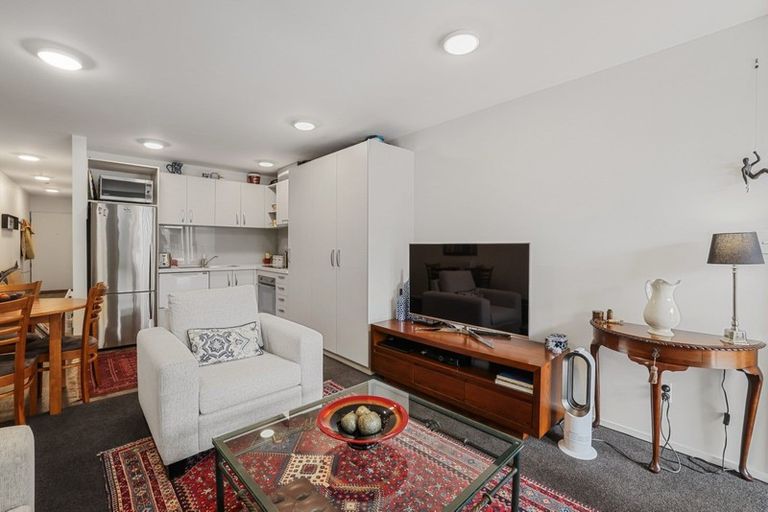 Photo of property in 104/118 Bealey Avenue, Christchurch Central, Christchurch, 8013