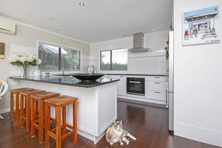 Photo of property in 1/7 Dorrit Lane, Howick, Auckland, 2014