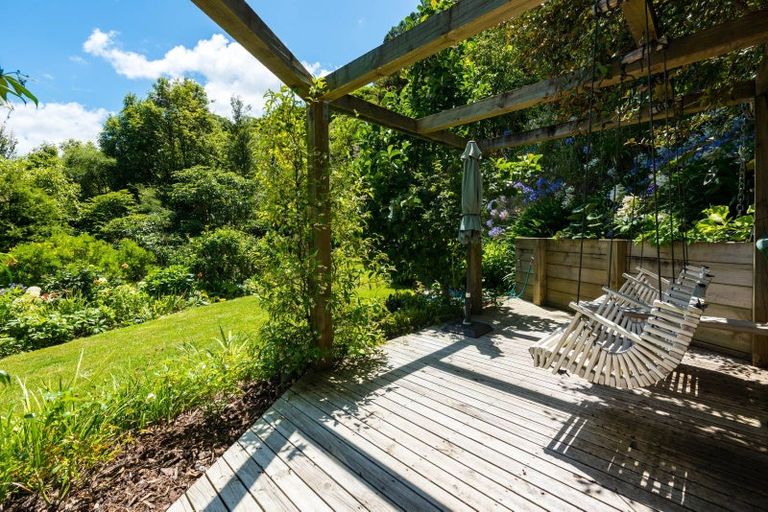 Photo of property in 251 Queen Charlotte Drive, Havelock, Picton, 7281