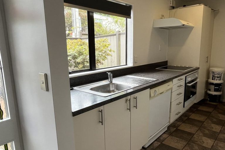 Photo of property in 10 George Street, Thorndon, Wellington, 6011