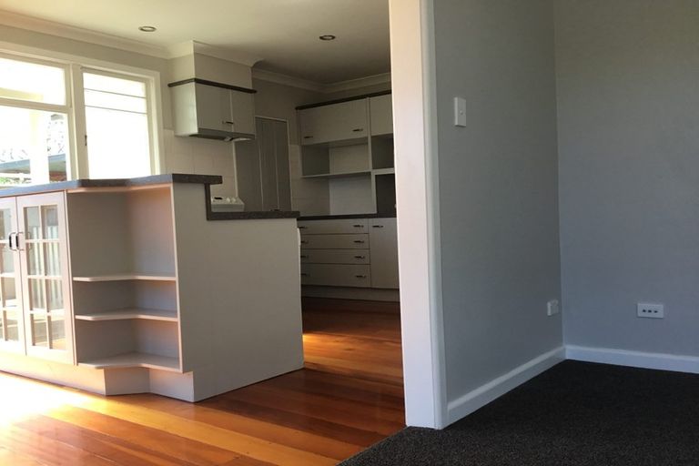 Photo of property in 802 Alexandra Street, Parkvale, Hastings, 4122