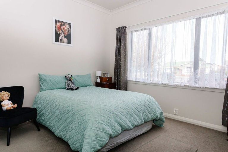 Photo of property in 49 Barraud Street, Dannevirke, 4930