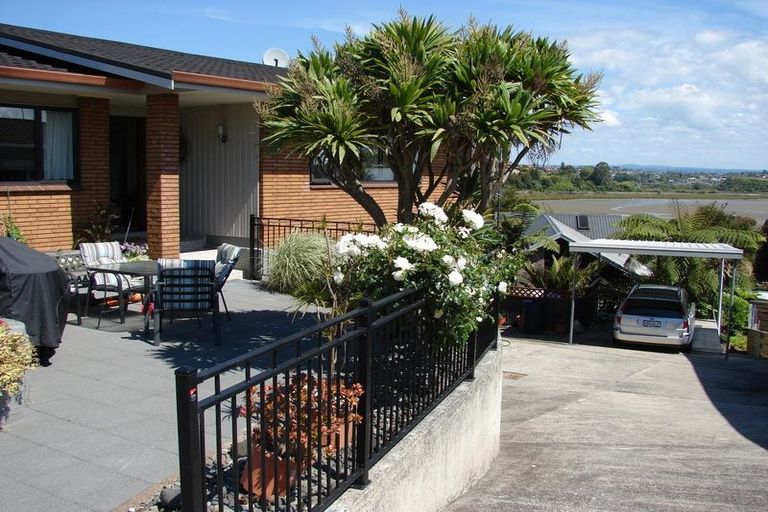 Photo of property in 6 Sunny Bay Road, Matua, Tauranga, 3110