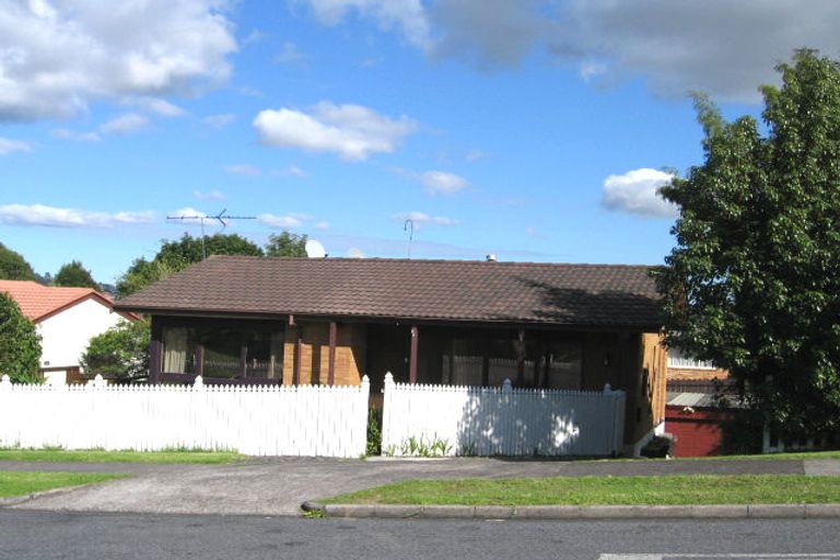 Photo of property in 3 Culver Terrace, Howick, Auckland, 2014