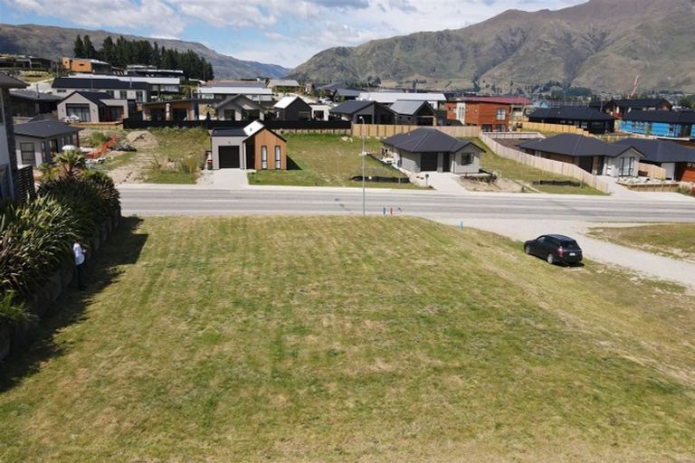 Photo of property in 214 Aubrey Road, Wanaka, 9305