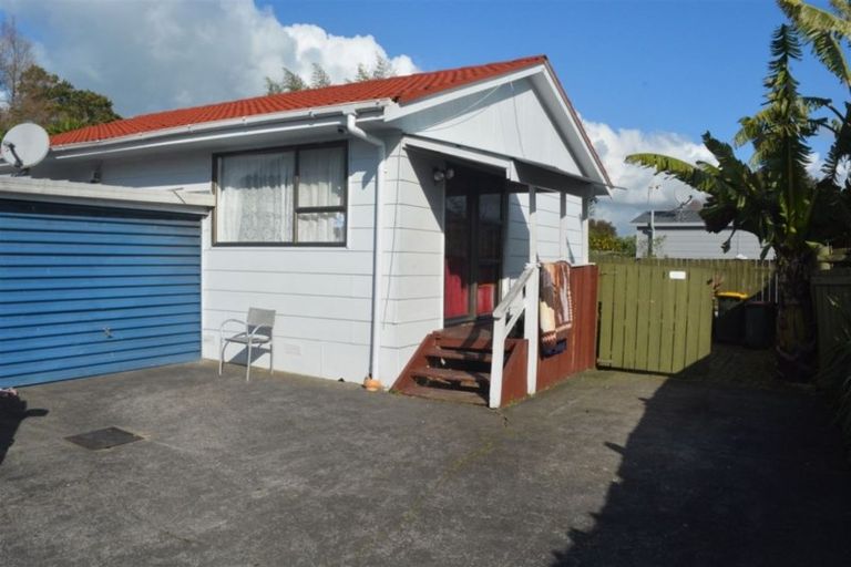 Photo of property in 2/3 Ririno Place, Manurewa, Auckland, 2102