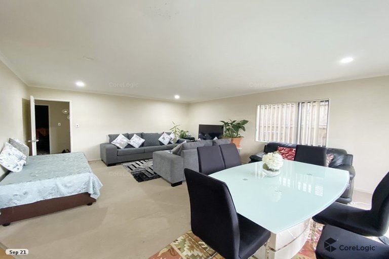 Photo of property in 23 Baverstock Road, Flat Bush, Auckland, 2016