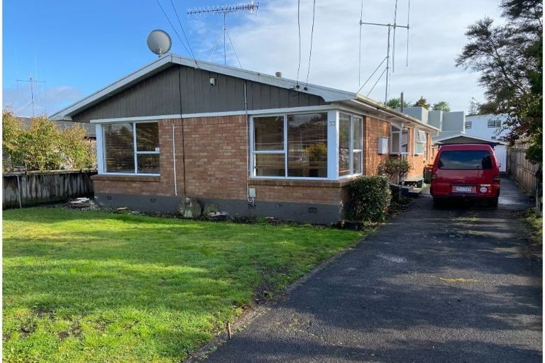 Photo of property in 33 Edinburgh Road, Hillcrest, Hamilton, 3216