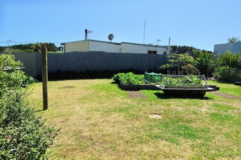 Photo of property in 5 Muapoko Street, Himatangi Beach, Foxton, 4891