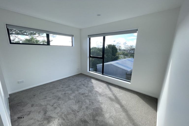 Photo of property in 13a Glendhu Road, Bayview, Auckland, 0629