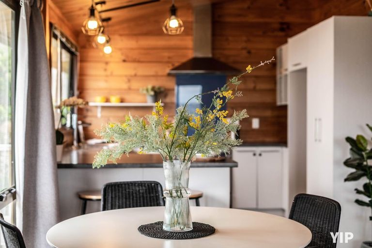 Photo of property in 60 Nalanda Crescent, Broadmeadows, Wellington, 6035