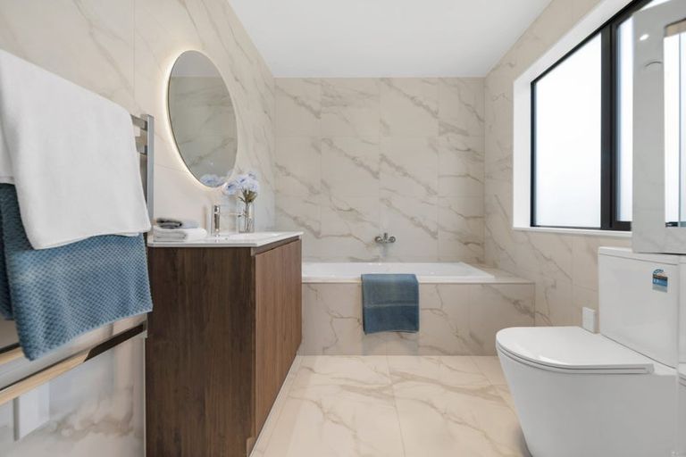 Photo of property in 5 Kakau Lane, Flat Bush, 2019