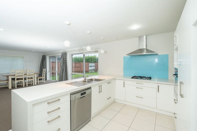 Photo of property in 34 Trauzer Place, Flagstaff, Hamilton, 3210