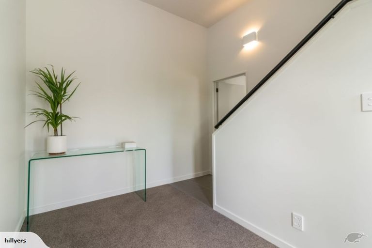 Photo of property in 122 Mccormacks Bay Road, Redcliffs, Christchurch, 8081
