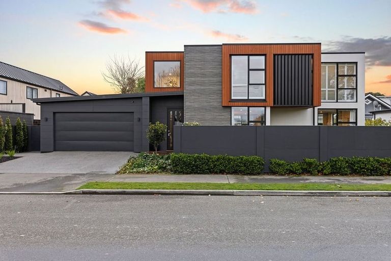 Photo of property in 42 Tui Street, Fendalton, Christchurch, 8041