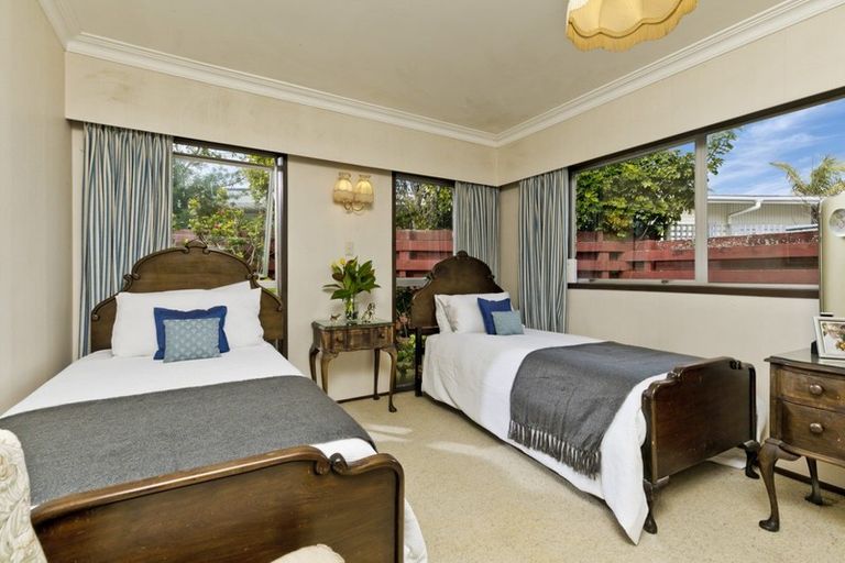 Photo of property in 2/19 Craig Road, Milford, Auckland, 0620