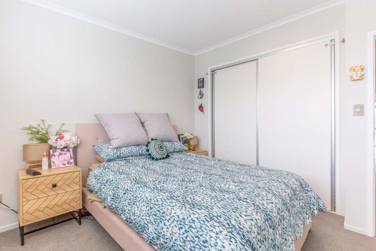 Photo of property in 3 William Stratton Lane, Hobsonville, Auckland, 0616