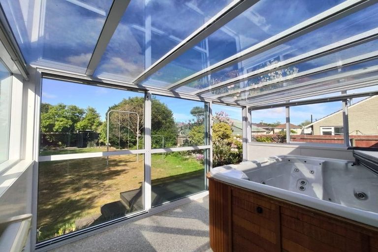 Photo of property in 37 Burwood Road, Burwood, Christchurch, 8083