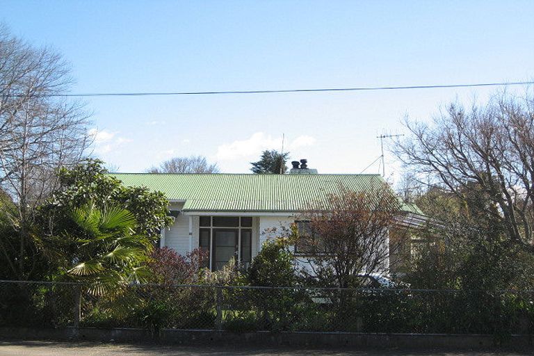 Photo of property in 70 Porangahau Road, Waipukurau, 4200