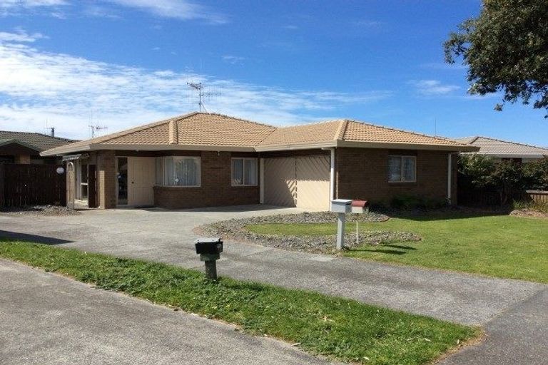 Photo of property in 38 Pacific View Road, Papamoa Beach, Papamoa, 3118