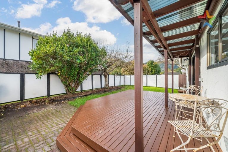 Photo of property in 2 Mcenroe Grove, Naenae, Lower Hutt, 5011