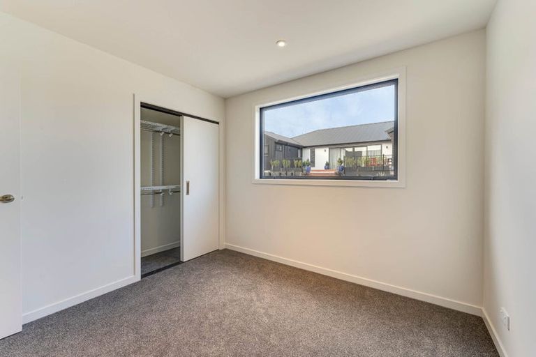 Photo of property in 33 Forage Road, Jacks Point, 9371