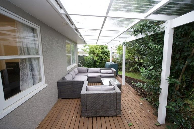 Photo of property in 9 Waterford Place, Westbrook, Palmerston North, 4412