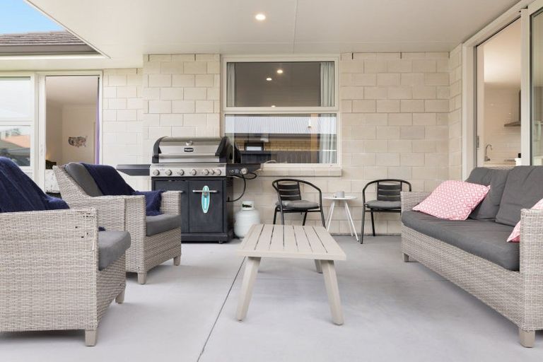 Photo of property in 21 Landing Drive, Pyes Pa, Tauranga, 3112