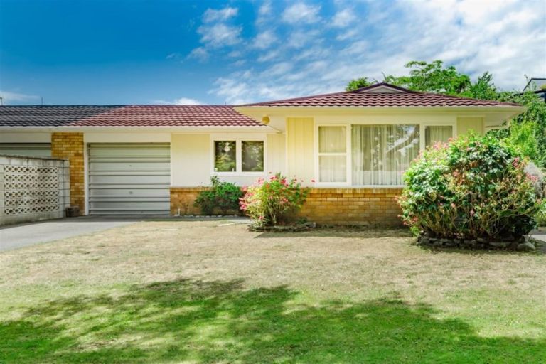 Photo of property in 2/44 Tui Road, Raumati Beach, Paraparaumu, 5032