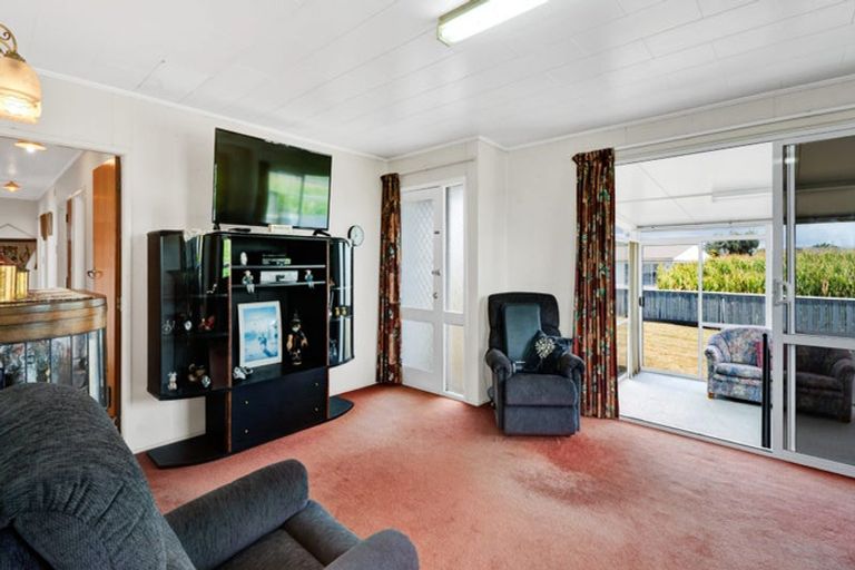 Photo of property in 53 Brennan Place, Opunake, 4616