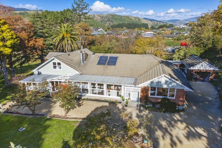 Photo of property in 160 Matai Road, Raumati Beach, Paraparaumu, 5032