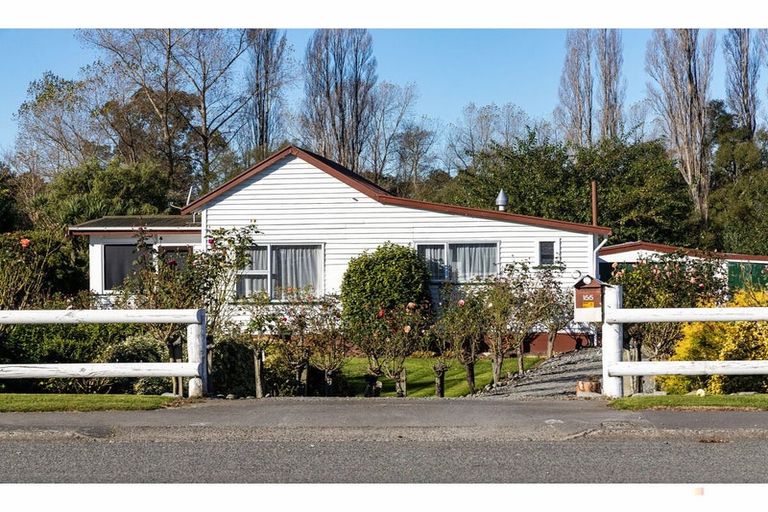 Photo of property in 155 Talbot Street, Geraldine, 7930