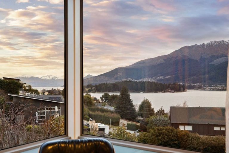 Photo of property in 538 Peninsula Road, Kelvin Heights, Queenstown, 9300