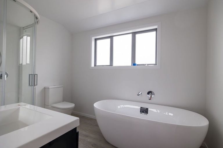 Photo of property in 1 Bledisloe Crescent, Wainuiomata, Lower Hutt, 5014